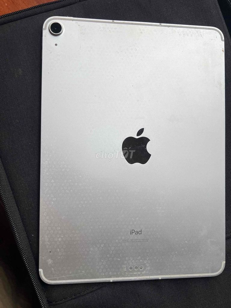 Apple iPad Air 4 256GB Bạc Hư hỏng. Mua bán Máy tính bảng tại Quận Gò Vấp Tp Hồ Chí Minh được đăng bởi Tín hình 1