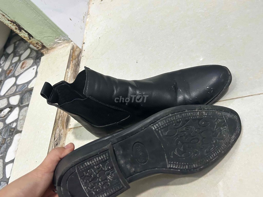 Giày size 42 thanh lý 35k