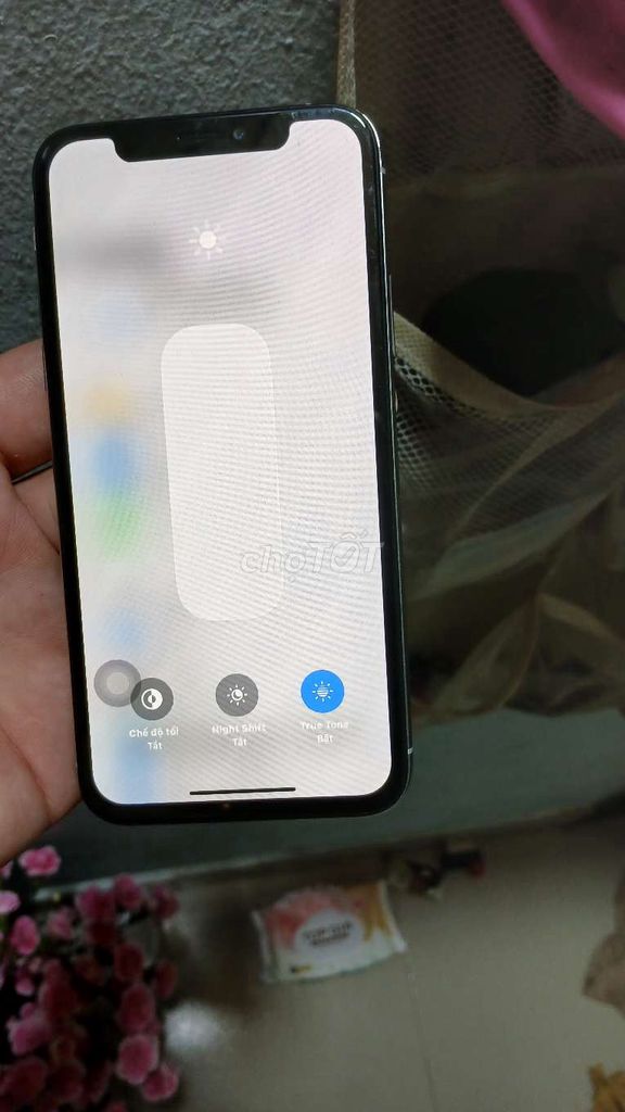 iPhone Xs 64GB Trắng Không Face ID. Mua bán Điện thoại tại Thành phố Dĩ An Bình Dương được đăng bởi a Tam Grab  hình 1