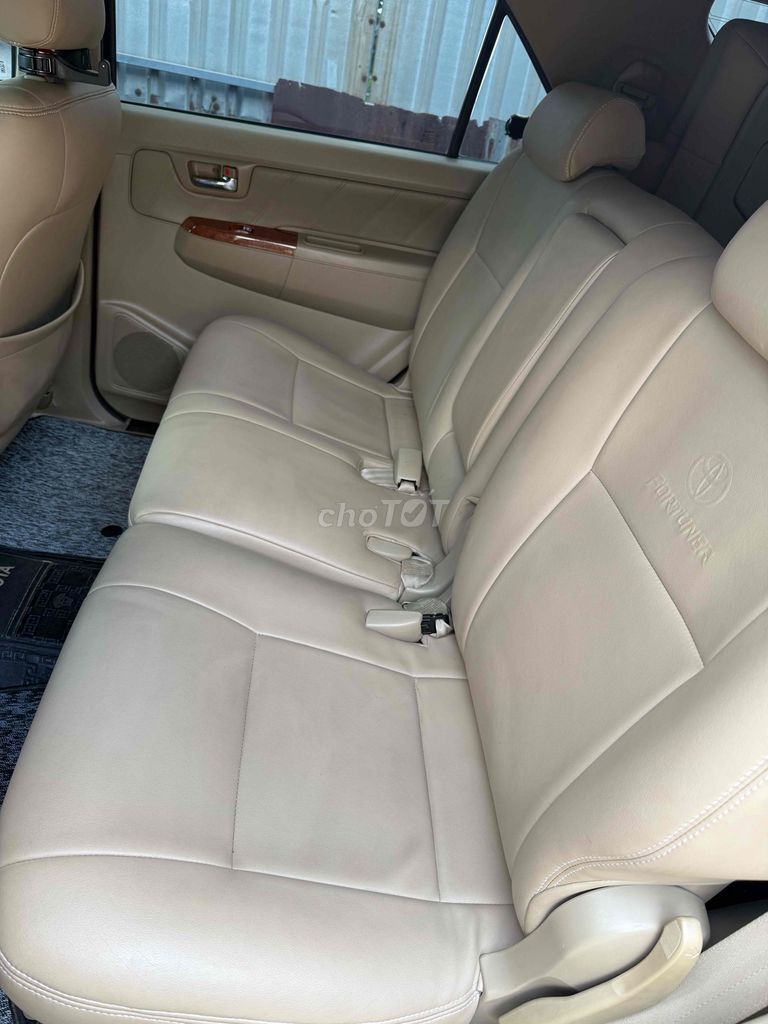 Toyota Fortuner 2010 2.7V - 150000 km. Mua bán Ô tô tại Huyện Bình Chánh Tp Hồ Chí Minh được đăng bởi Duy long hình 7