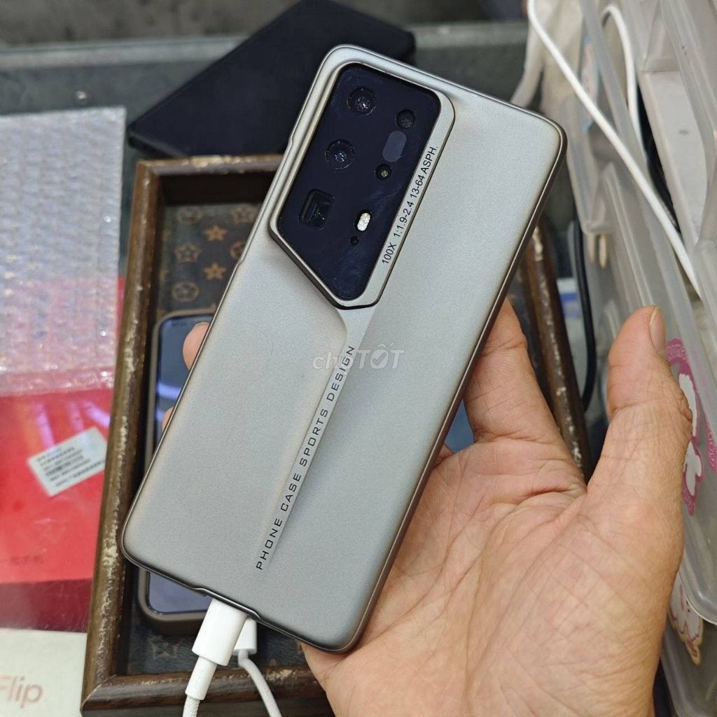 Huawei P40 Pro Plus 🤍 Gốm trắng tinh tế, khác biệt. Mua bán Điện thoại tại Quận 10 Tp Hồ Chí Minh được đăng bởi Lê Quân Mobile hình 1