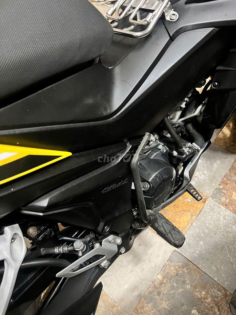 Honda Winner V1 2017 Vàng đen. Mua bán Xe máy tại Huyện Trảng Bom Đồng Nai được đăng bởi Của Hàng Xe Máy U Phong hình 3