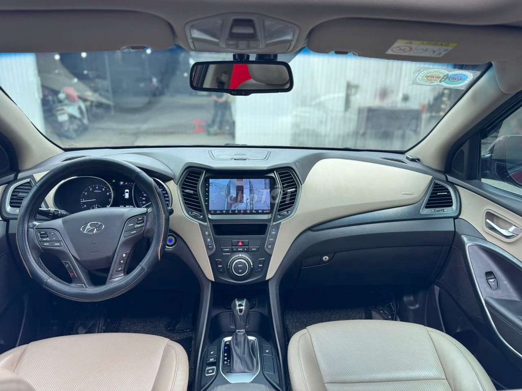 Hyundai Santafe 2018 máy xăng 2.4L 2 cầu,màu đỏ. Mua bán Ô tô tại Quận Bình Tân Tp Hồ Chí Minh được đăng bởi Son Do hình 7