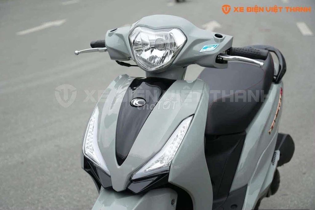 KYMCO Hermosa 2025 FI Серый цемент