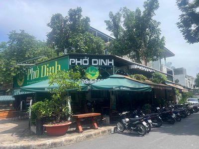 Phở Dinh cần tuyển bếp lương 10-18tr bao ăn ở