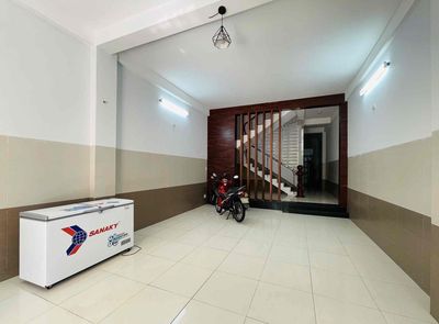 Аренда · 5 комн. · 100 м² · Quận Hải Châu, ул. Đường Trịnh Công Sơn