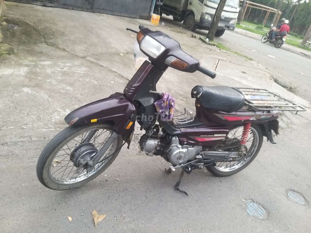 Honda Dream Astrea 1997. Mua bán Xe máy tại Quận 12 Tp Hồ Chí Minh được đăng bởi Lâm Sơn hình 6