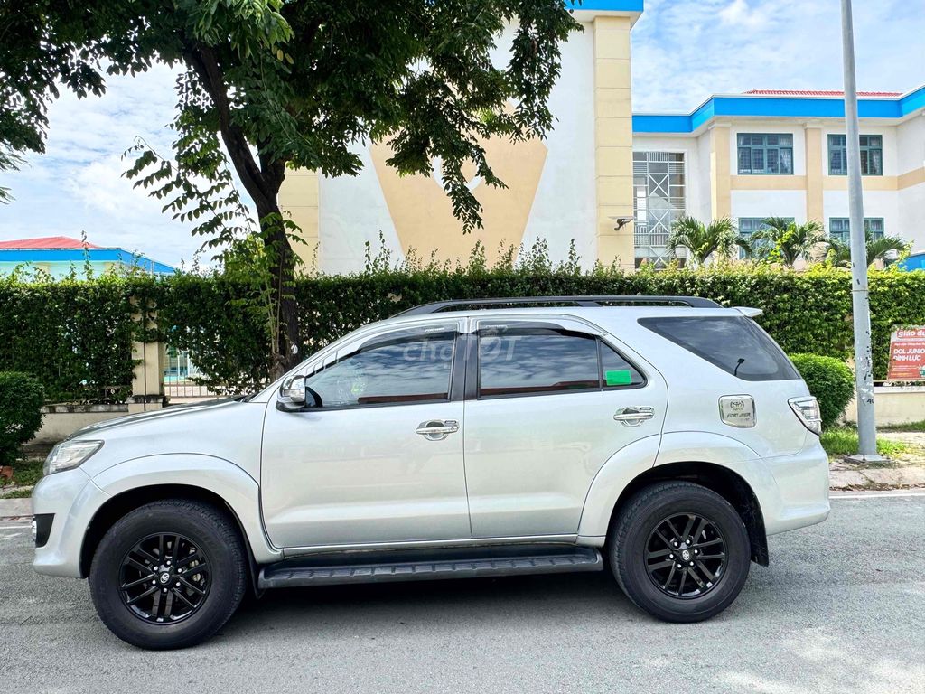 Fortuner 2015 2.7V 4x2 - 86000 km Gia đình ít sử. Mua bán Ô tô tại Quận 12 Tp Hồ Chí Minh được đăng bởi a Bo hình 6