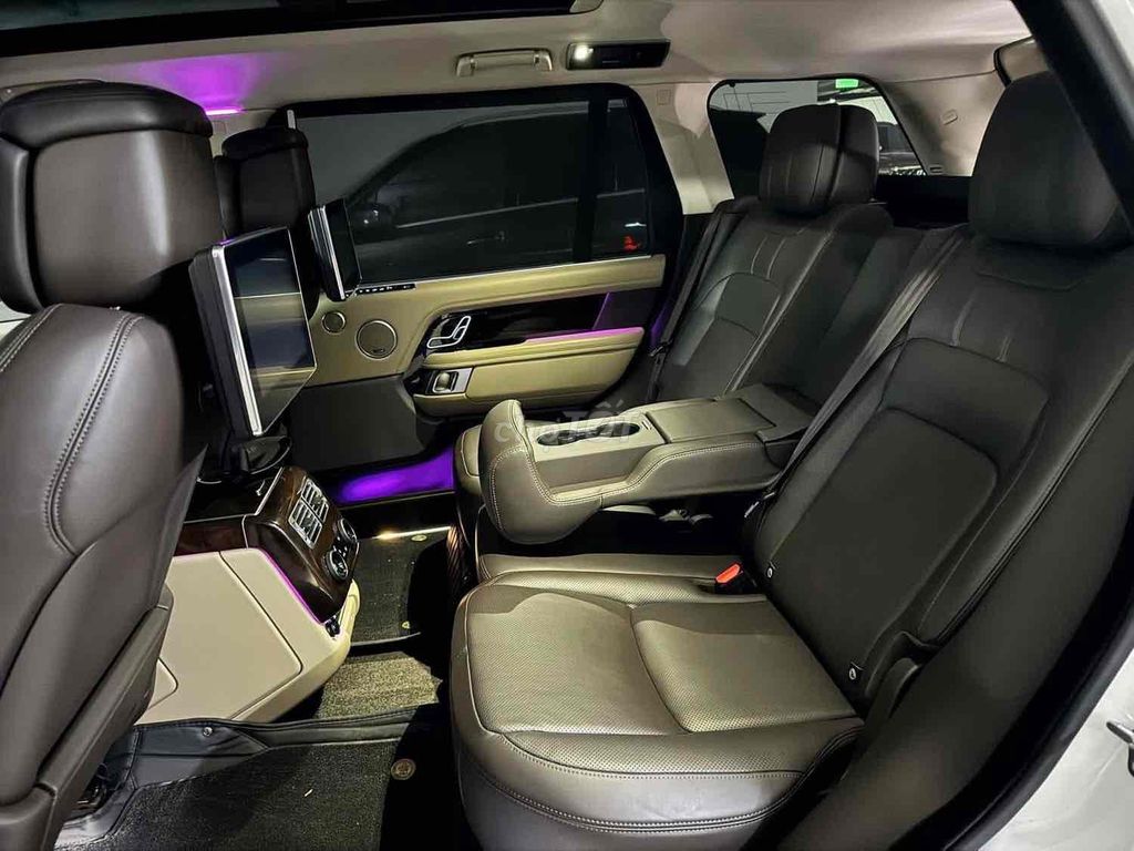 LandRover Range Rover Vouge 3,0 2019 - 50000 km. Mua bán Ô tô tại Quận Cầu Giấy Hà Nội được đăng bởi Lê Như Hiếu hình 11