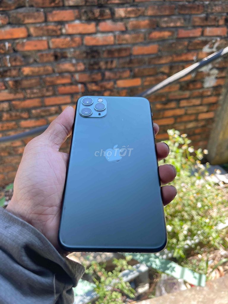 iPhone 11 Pro Max full chức năng máy đẹp. Mua bán Điện thoại tại Quận Liên Chiểu Đà Nẵng được đăng bởi N H Â N hình 1