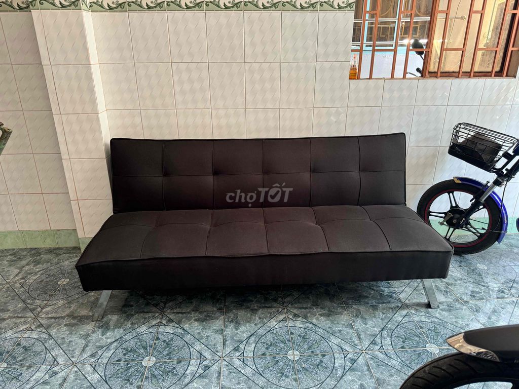 Sofa giường Vải Đen Kéo ra thành giường. Mua bán Giường, chăn ga gối nệm tại Thị xã Bình Minh Vĩnh Long được đăng bởi impro hình 1