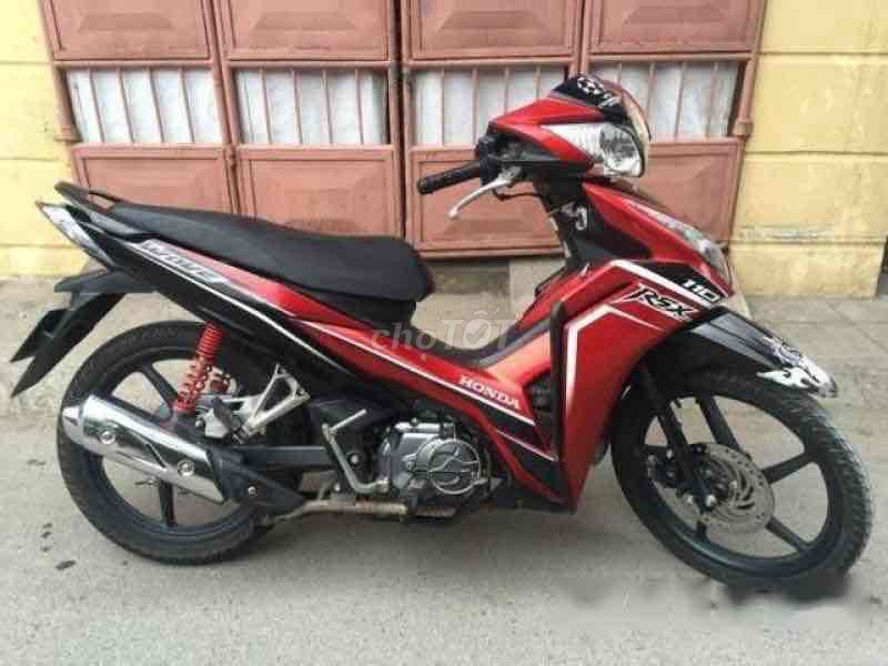 Honda Wave RSX красный, полуавтомат