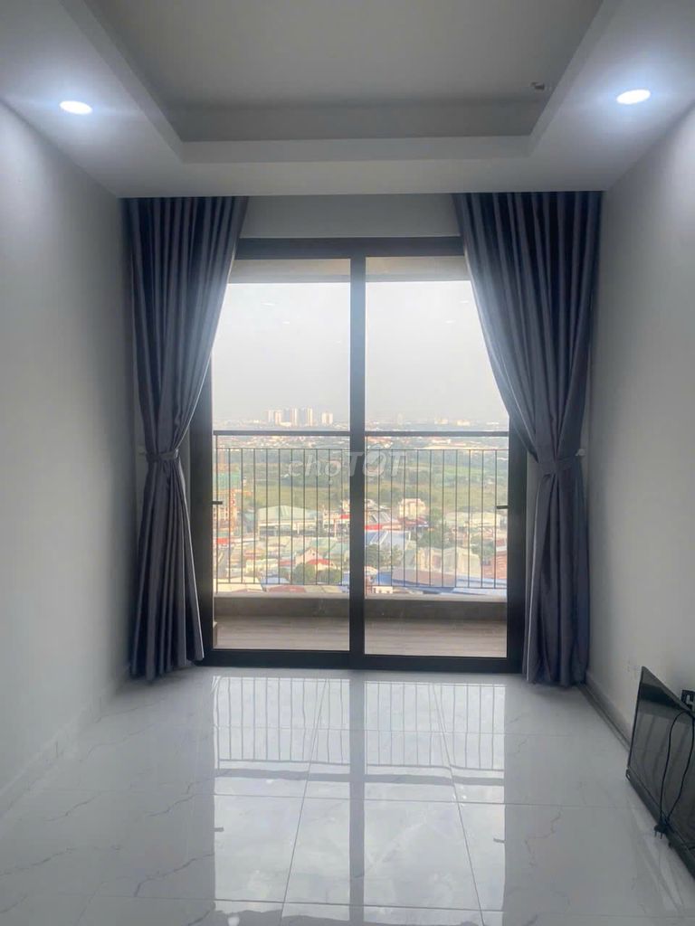 Bán giảm sâu căn Studio 1pn Opal SkyLine giá 1tỷ360 