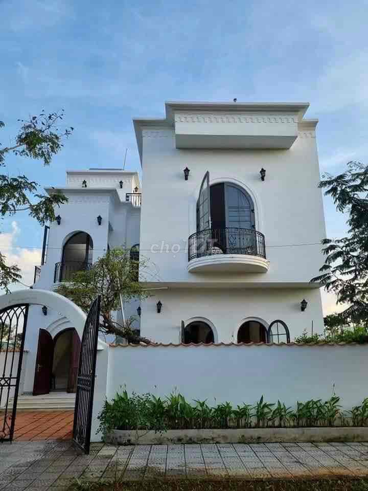 Cho thuê Villa 3 tầng 4PN Trần Sâm, Đà Nẵng