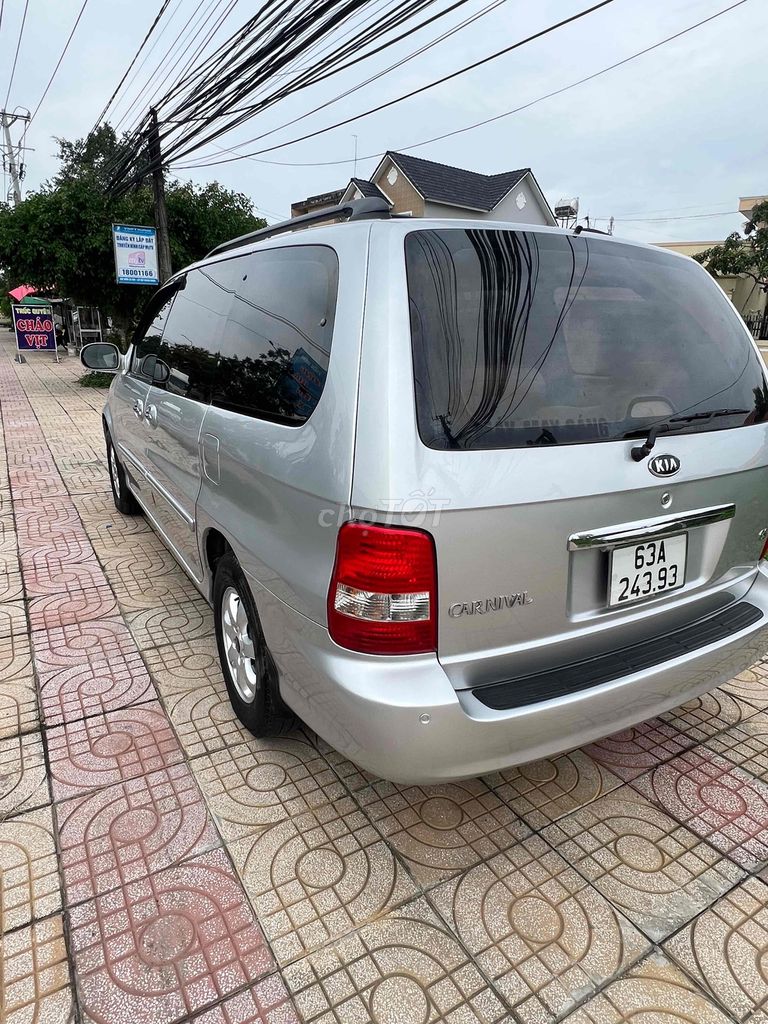 Kia Carnival 2007 - 123456 km