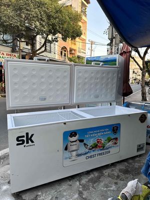 tủ đông suốt 1100lit , thương hiệu SK sanmikura