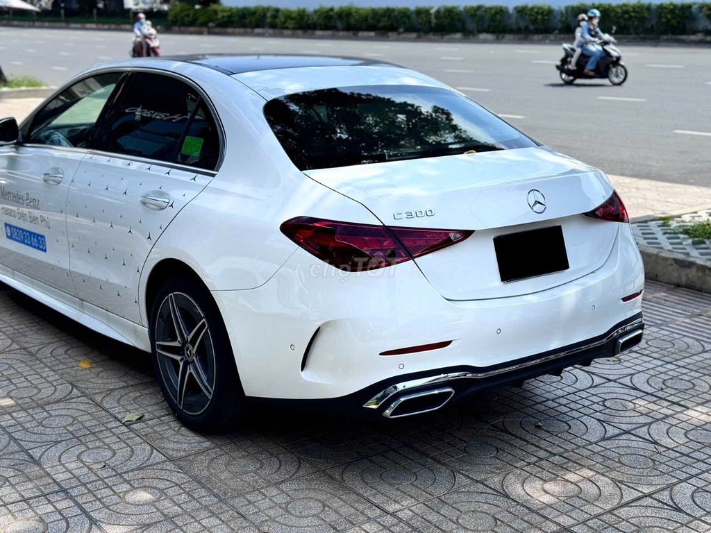 Mercedes Benz C Class 2025 C300 AMG - 39 km. Mua bán Ô tô tại Quận Bình Thạnh Tp Hồ Chí Minh được đăng bởi Mercedes Benz Haxaco Điện Biên Phủ hình 5