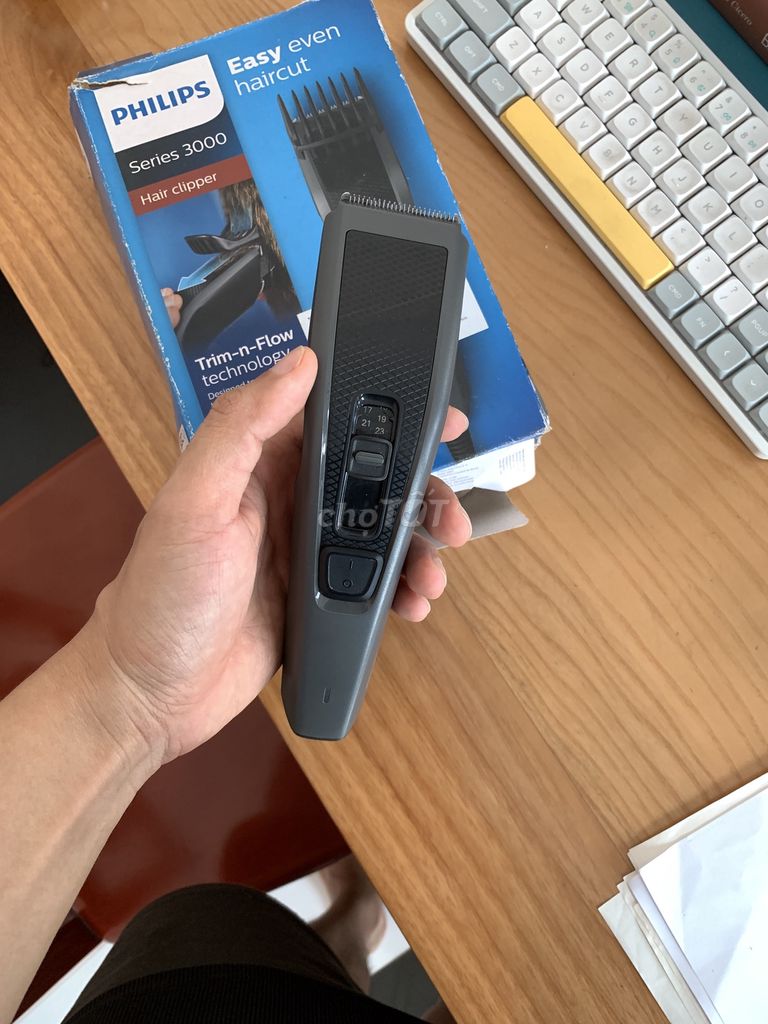 Tông đơ Philips Series 3000 còn mới tinh. Mua bán Nội thất, đồ gia dụng khác tại Thành phố Biên Hòa Đồng Nai được đăng bởi Dat Nguyen hình 3