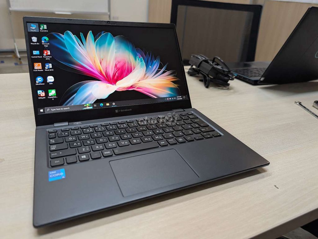 Toshiba Dynabook Core i5 Gen 11 8GB/256GB Đen. Mua bán Laptop tại Thị xã Tân Uyên Bình Dương được đăng bởi Win Store hình 1