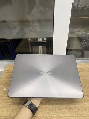 Asus ZenBook UX430 i7 7500U/8/256 940MX 14' FHD. Mua bán Laptop tại Quận Bình Thạnh Tp Hồ Chí Minh được đăng bởi Nguyễn Công Lý