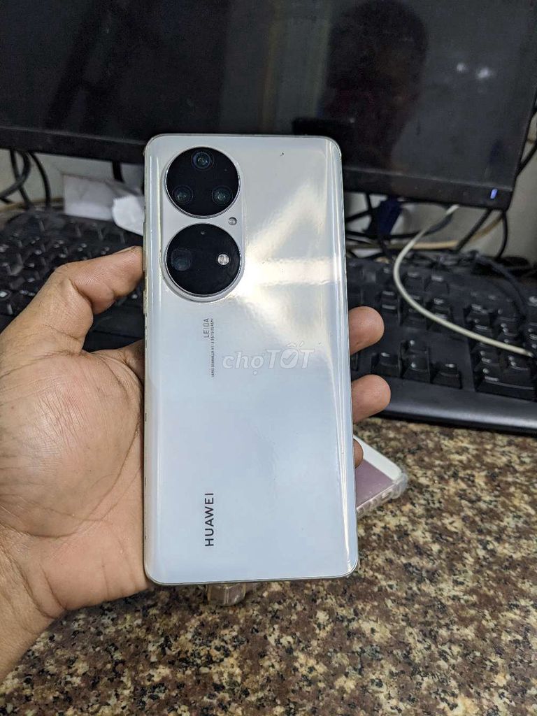 Huawei P50 Pro 256GB Trắng Đã sử dụng. Mua bán Điện thoại tại Thành phố Dĩ An Bình Dương được đăng bởi Nguyễn Lee hình 1