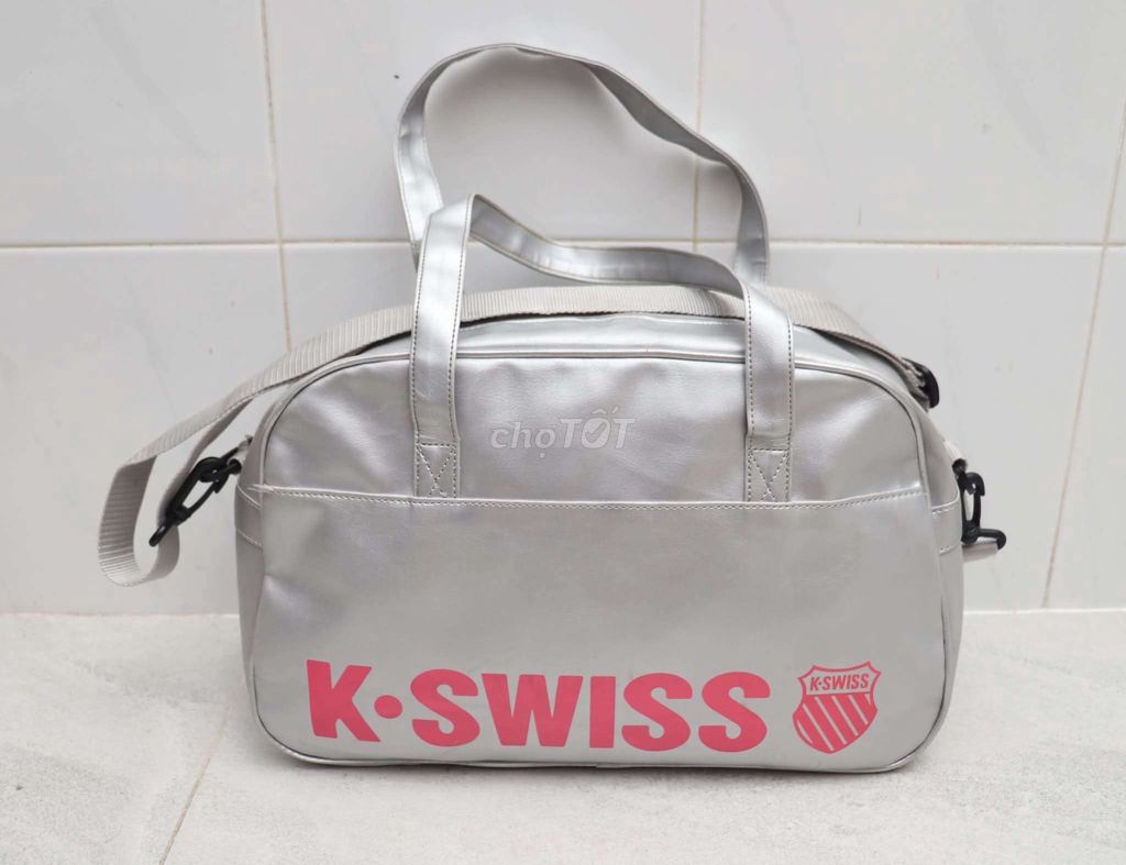 Túi đeo chéo K-Swiss nội địa Nhật . Mua bán Túi xách tại Quận 6 Tp Hồ Chí Minh được đăng bởi Hnqa hình 1