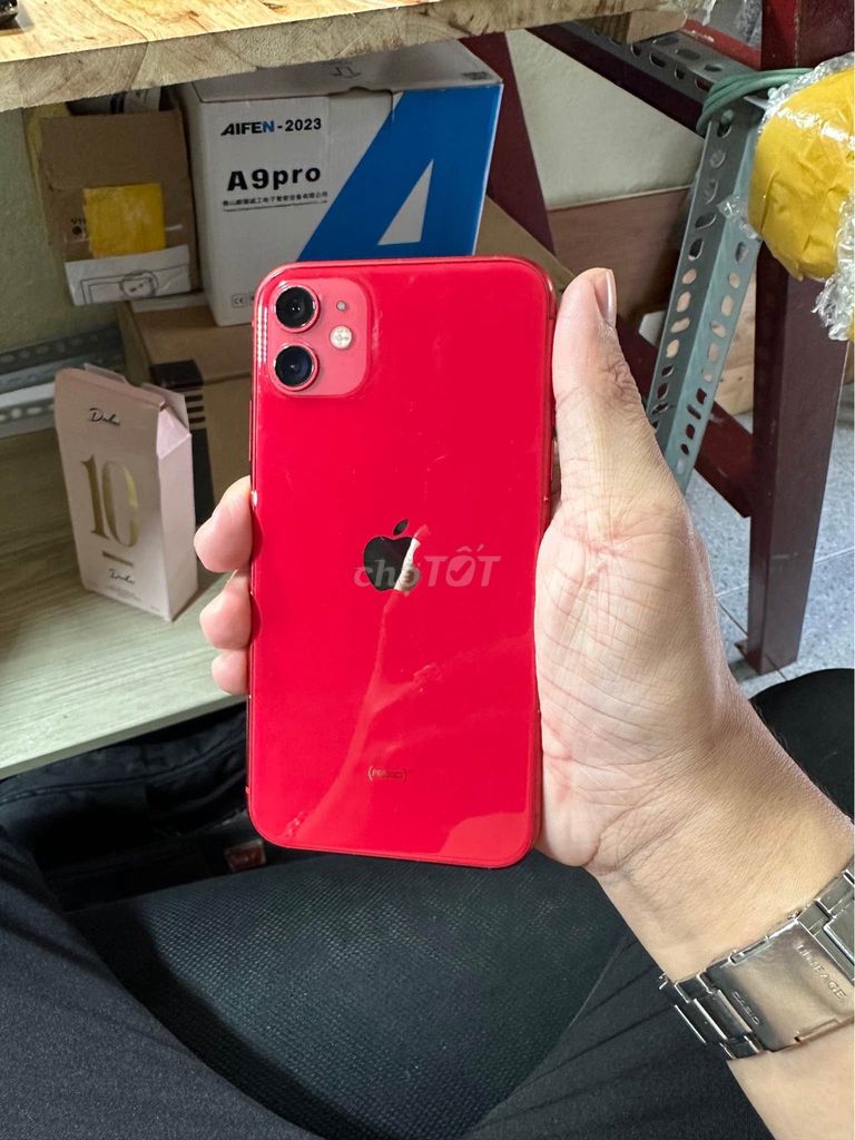 Apple iPhone 11 64GB Đỏ. Mua bán Điện thoại tại Quận Bình Tân Tp Hồ Chí Minh được đăng bởi Hội Đồ Điện Tử hình 1