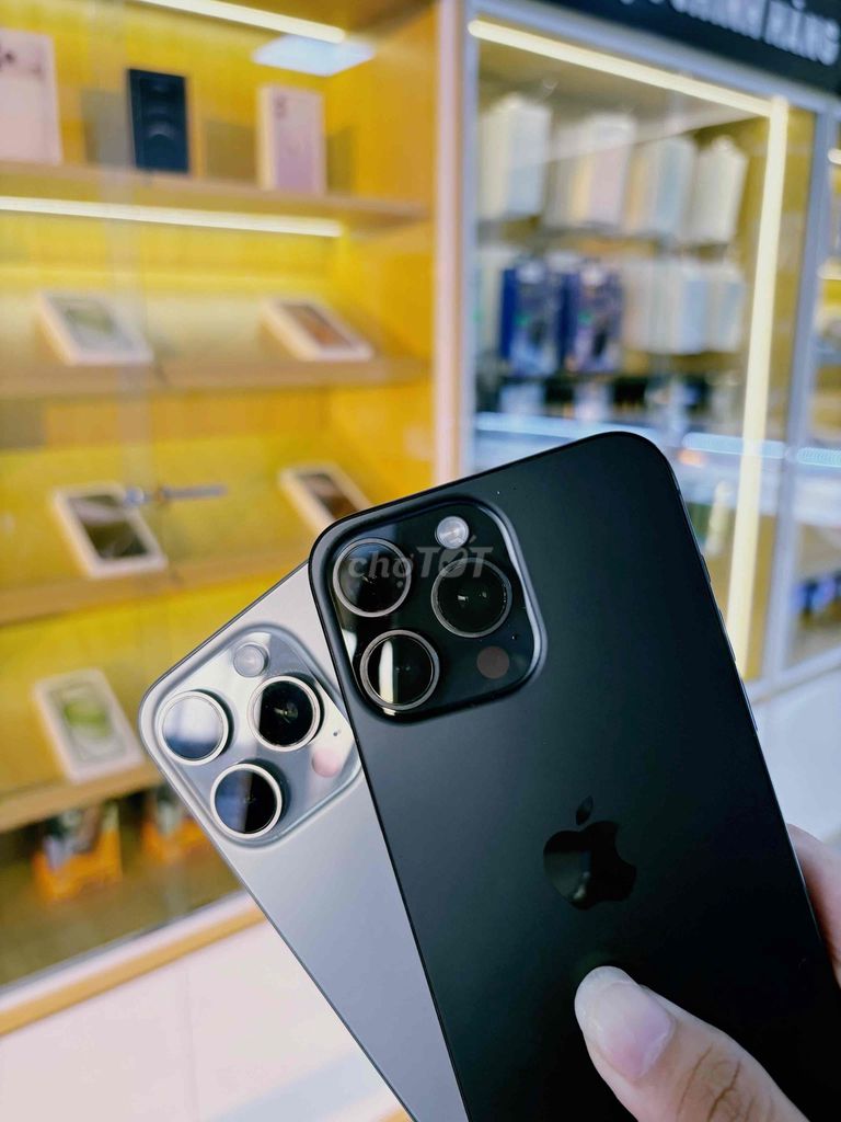 Apple iPhone 15 Pro Max 256GB Đen. Mua bán Điện thoại tại Thành phố Việt Trì Phú Thọ được đăng bởi Nguyễn Văn Đạt hình 1