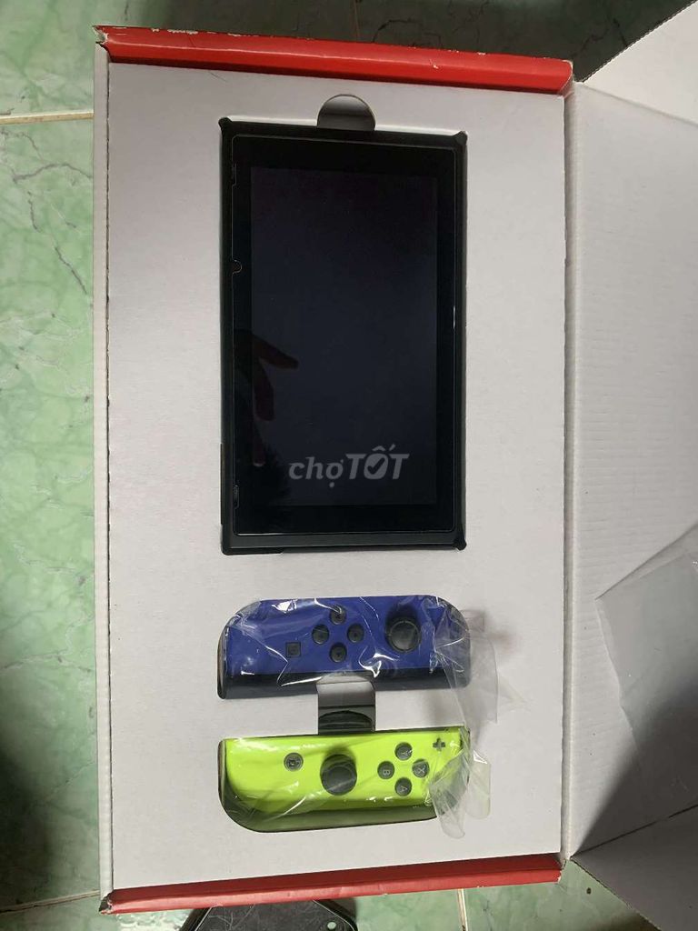 Máy chơi game Nintendo Switch V2. Mua bán Thiết bị chơi game tại Quận Thanh Xuân Hà Nội được đăng bởi Bảo Lê hình 1