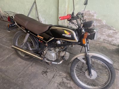 Cần Bán Xe. Mua bán Xe máy tại Quận 10 Tp Hồ Chí Minh được đăng bởi Sim Hui Lê