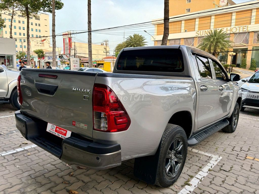 Toyota Hilux 2021 2.4 AT 77.000 km, bảo hành hãng. Mua bán Ô tô tại Quận Tân Phú Tp Hồ Chí Minh được đăng bởi Thành Nam Toyota  hình 9