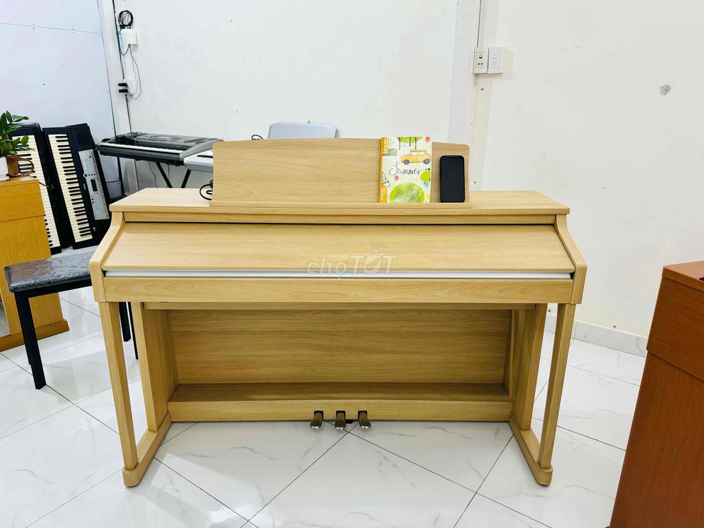 piano kawai Ca17 Lo phím gỗ bh 2 năm nhé