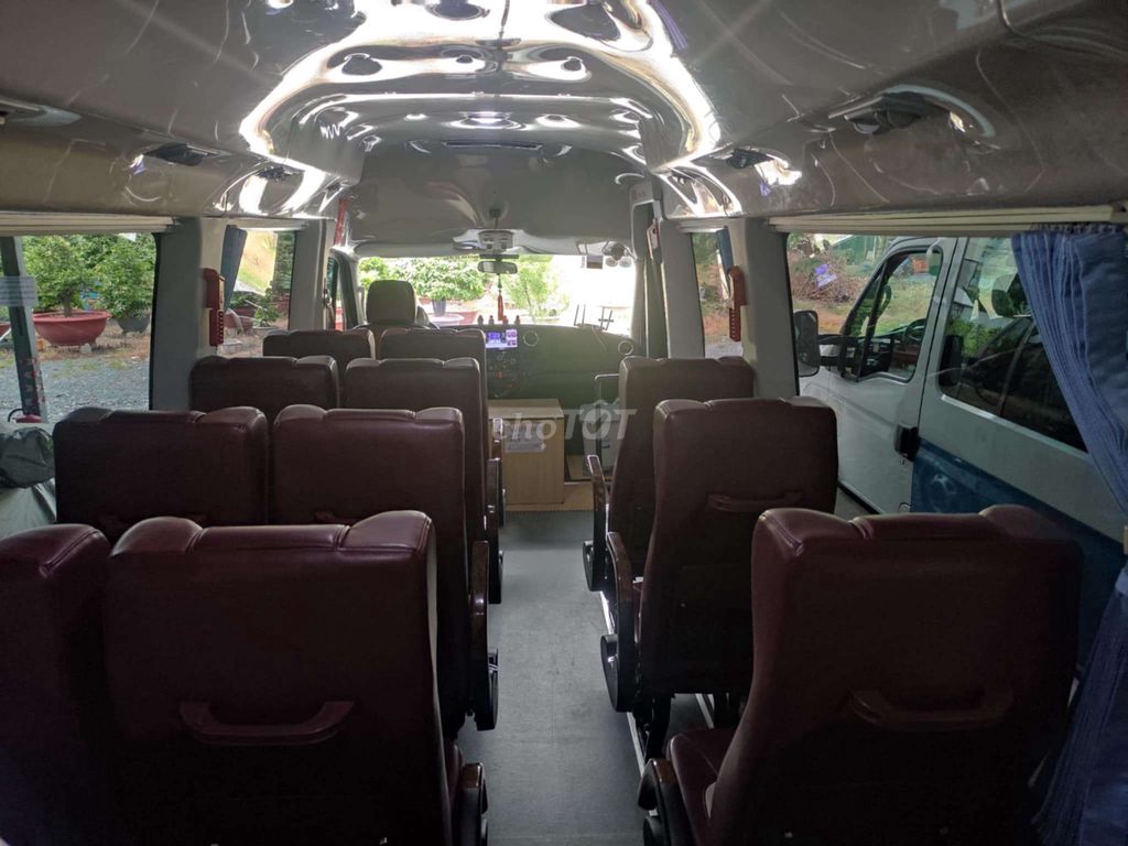 Xe khách Iveco Daily Plus 19 chỗ. Mua bán Phương tiện khác tại Huyện Nhà Bè Tp Hồ Chí Minh được đăng bởi Huỳnh Tấn Kha hình 6