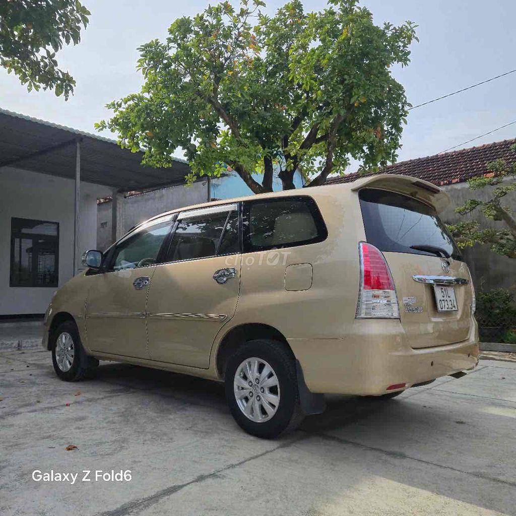 Toyota Innova 2009 G - 126000 km