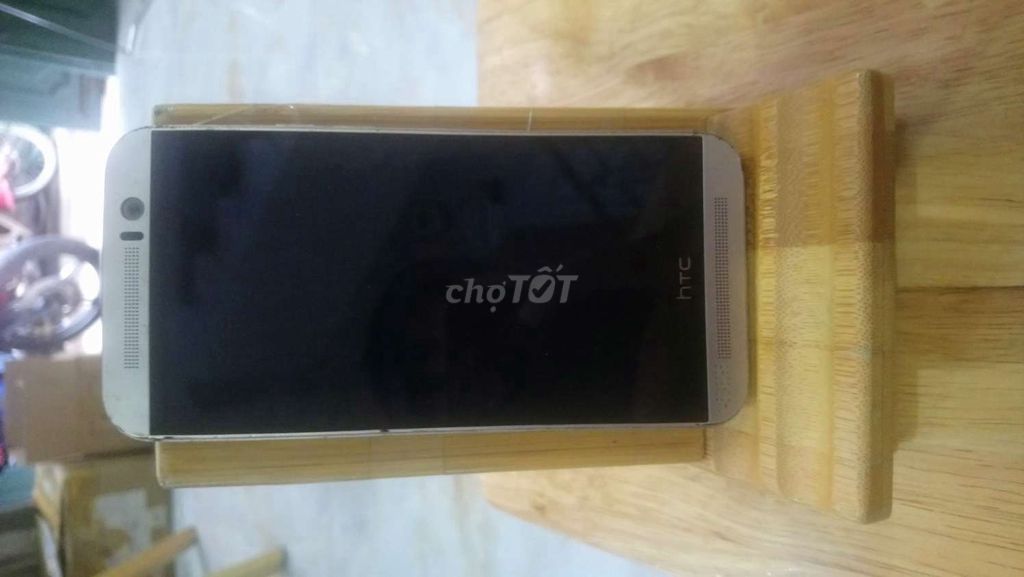 0394707420 - HTC One M9 Vàng hồng 32 GB cho ae chữa cháy