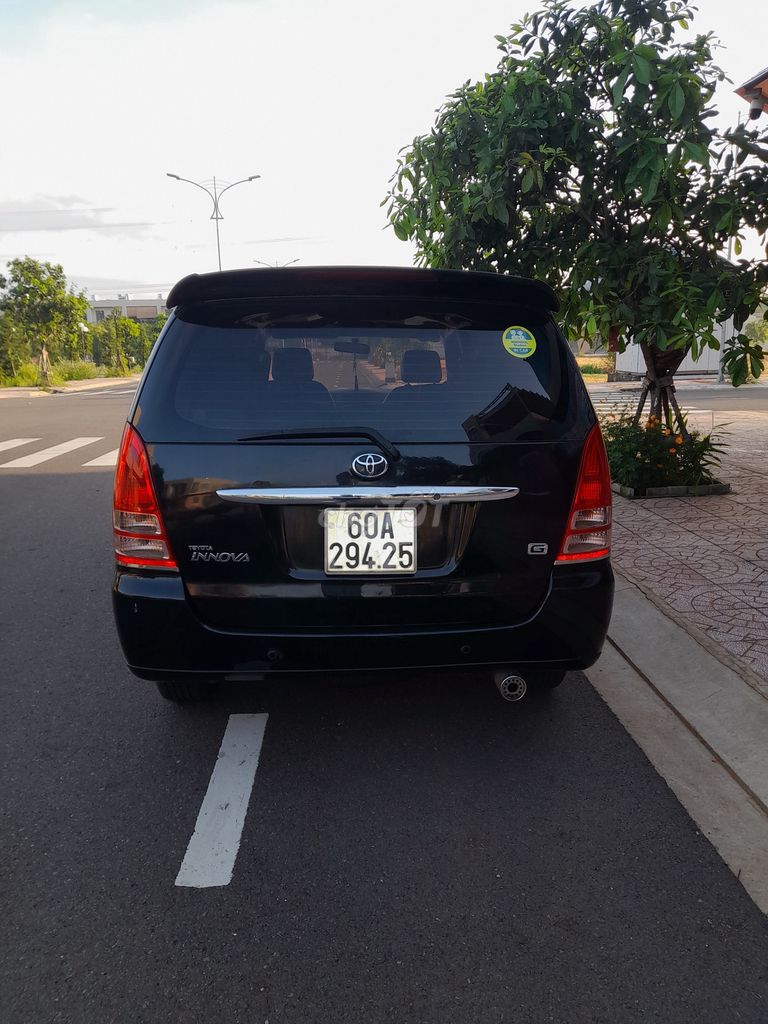 Toyota Innova 2006 G - 228000 km