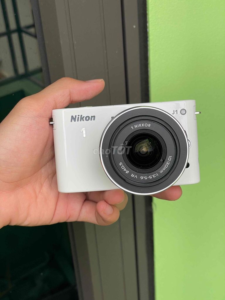 nikon j1 + kit. Mua bán Máy ảnh, Máy quay tại Huyện Thanh Trì Hà Nội được đăng bởi oliu camera  hình 1