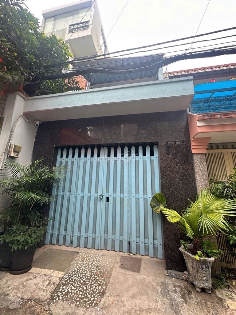 HẺM XE HƠI NGAY CHỢ TÂN HƯƠNG - 4x18m - 2 TẦNG - 3PN