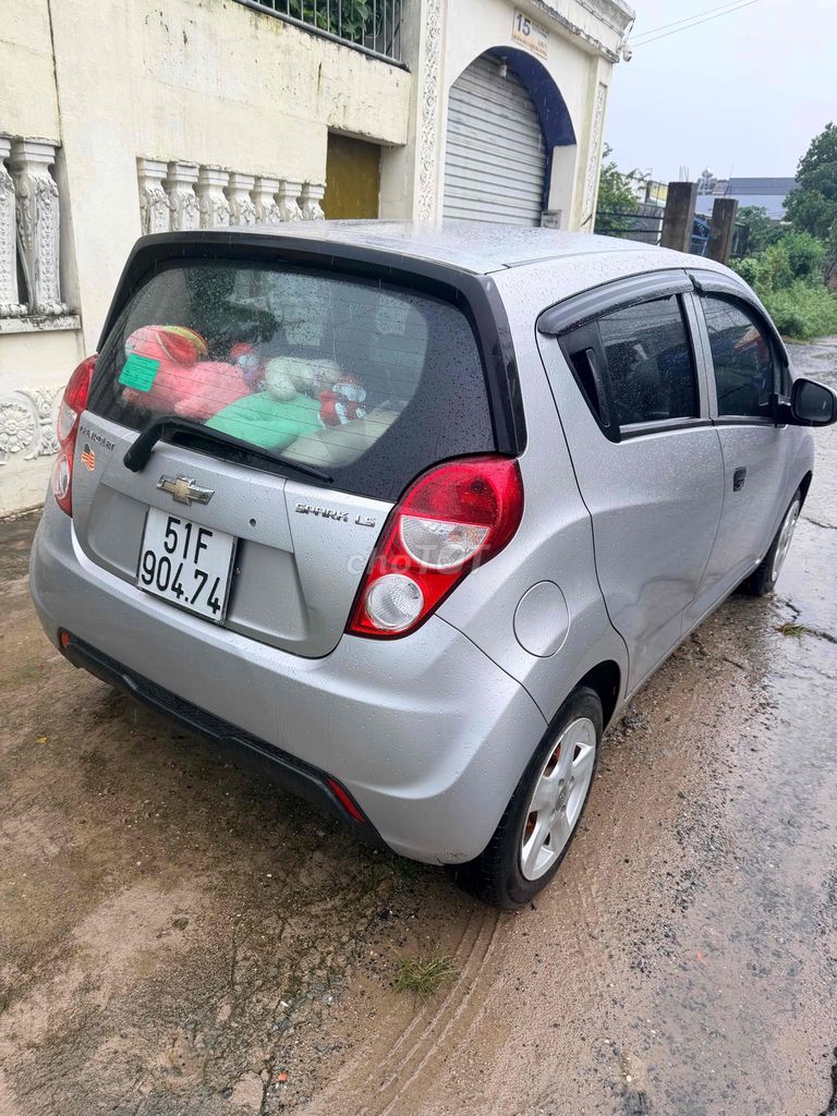 Chevrolet Spark LS 2016 1.2 МКПП Серебристый