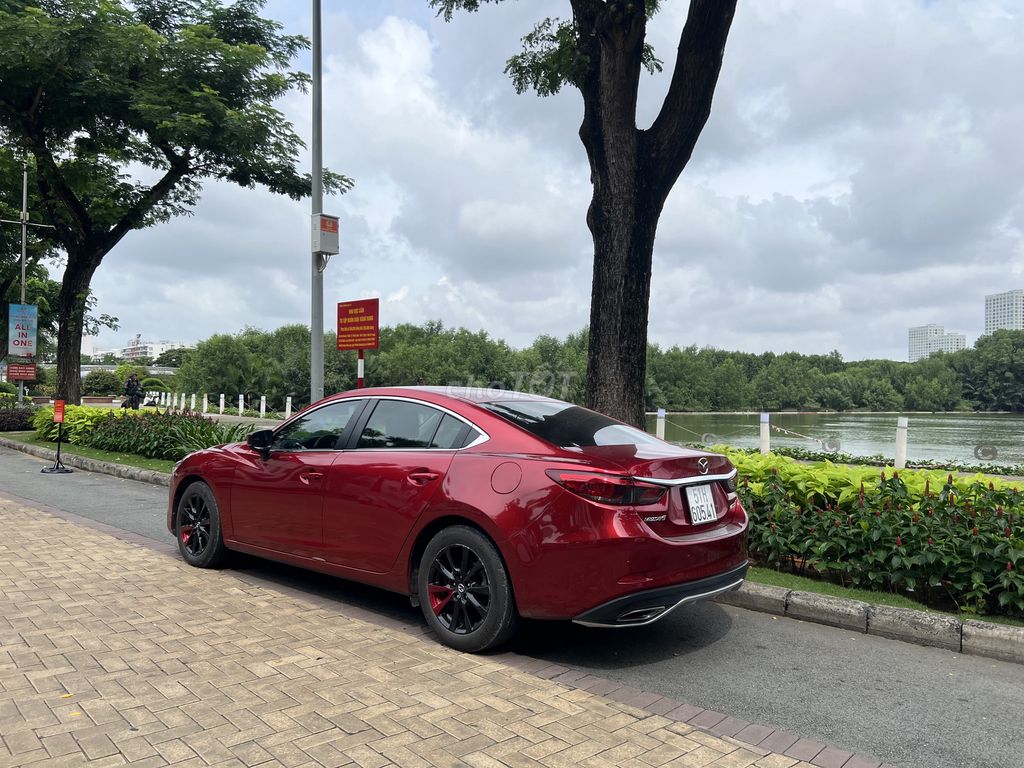 Mazda 6 2019 Luxury 2.0 AT - 39000 km. Mua bán Ô tô tại Quận 7 Tp Hồ Chí Minh được đăng bởi Lucifer512 hình 4