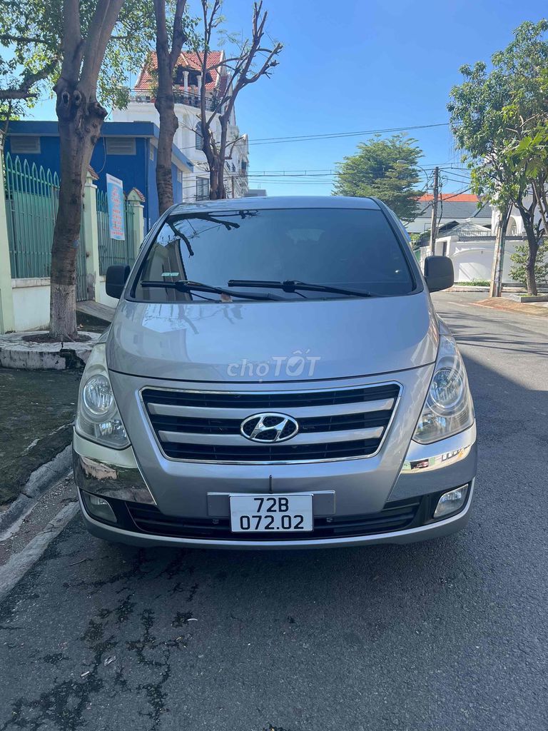 Hyundai Grand Starex 2017 - 106000 km. Mua bán Ô tô tại Quận Bình Tân Tp Hồ Chí Minh được đăng bởi Chánh hình 1