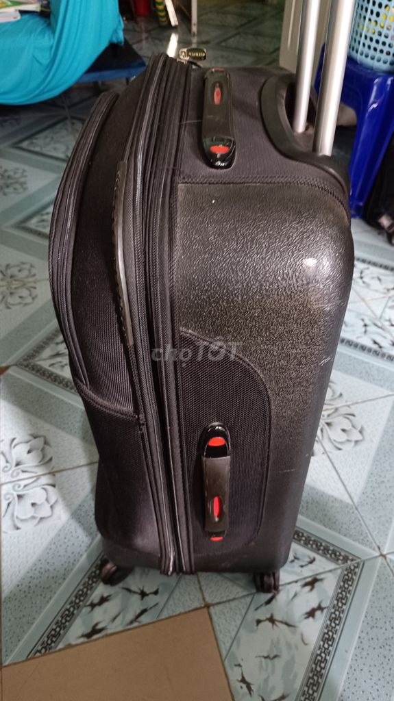 Vali Nhập Vải Khoảng 24 Lít