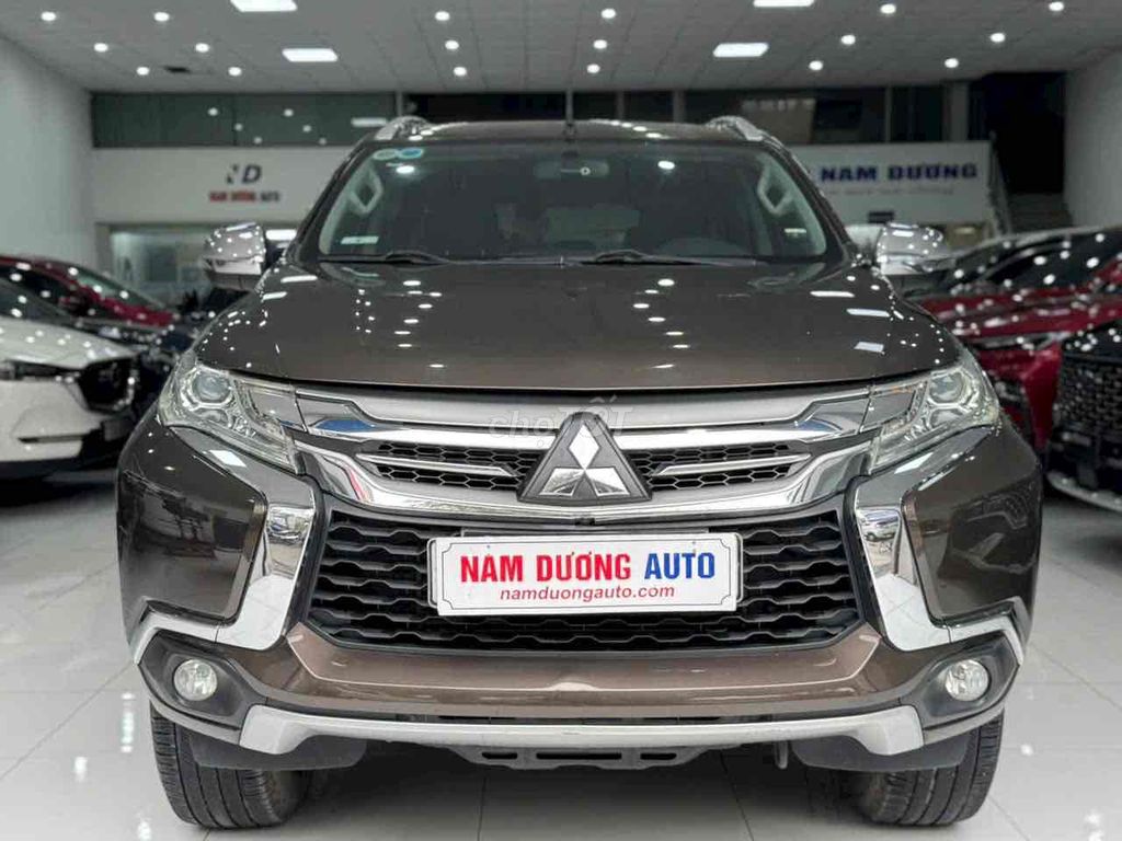 Mitsubishi Pajero Sport 2019 nhập khẩu máy dầu