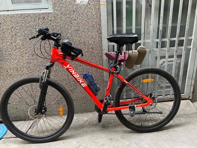 Xe đạp Vinbike màu cam 27”