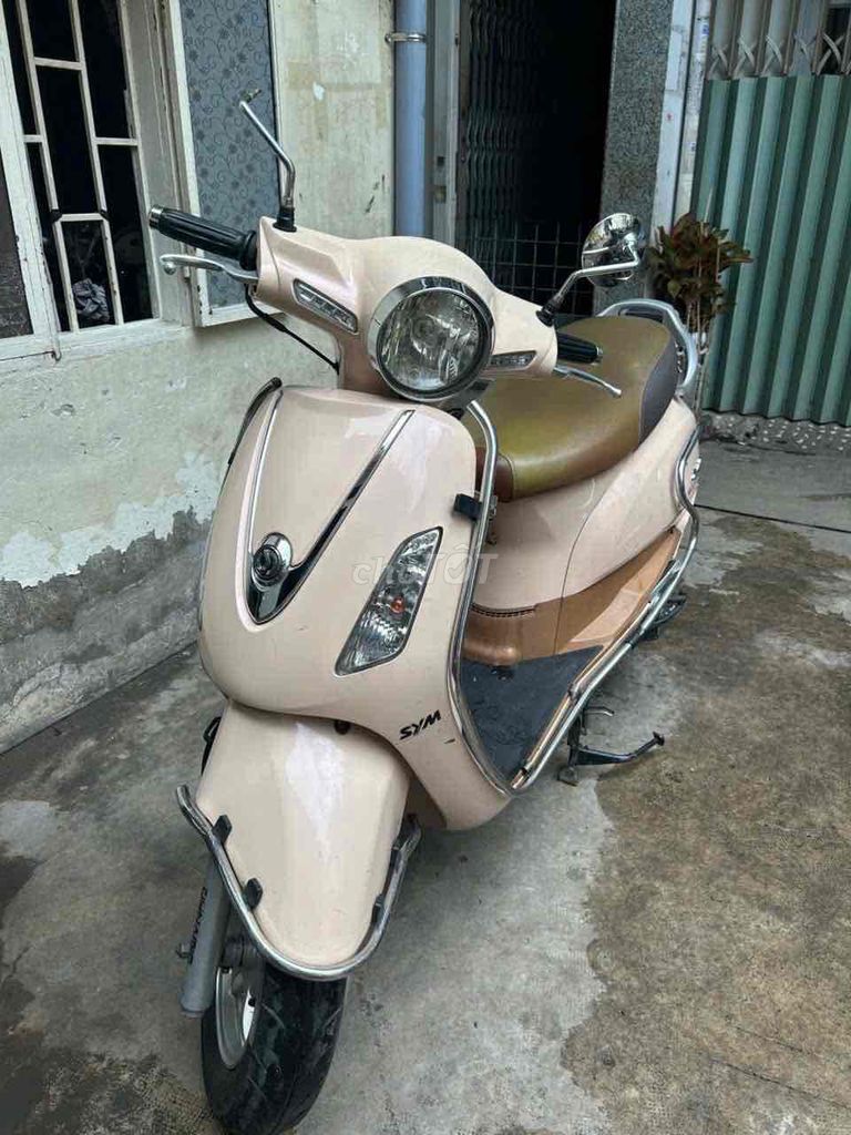 Elizabeth 2011 zin còn 2 chìa khóa. Mua bán Xe máy tại Quận 1 Tp Hồ Chí Minh được đăng bởi Trang Trang hình 3