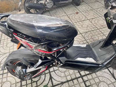 xe đạp điện cũ bị bể vỏ ( không bình ). Mua bán Xe điện tại Huyện Long Thành Đồng Nai được đăng bởi quốc