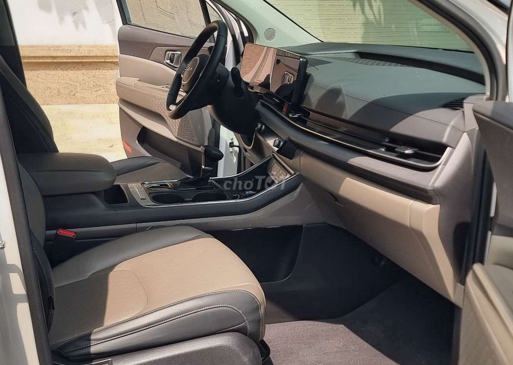 Kia Carnival Luxury 8s sx 2025, chỉ 4.0.0Tr. Mua bán Ô tô tại Thành phố Thủ Đức Tp Hồ Chí Minh được đăng bởi Đức Hưng Siêu thị ô tô Thủ Đức hình 11