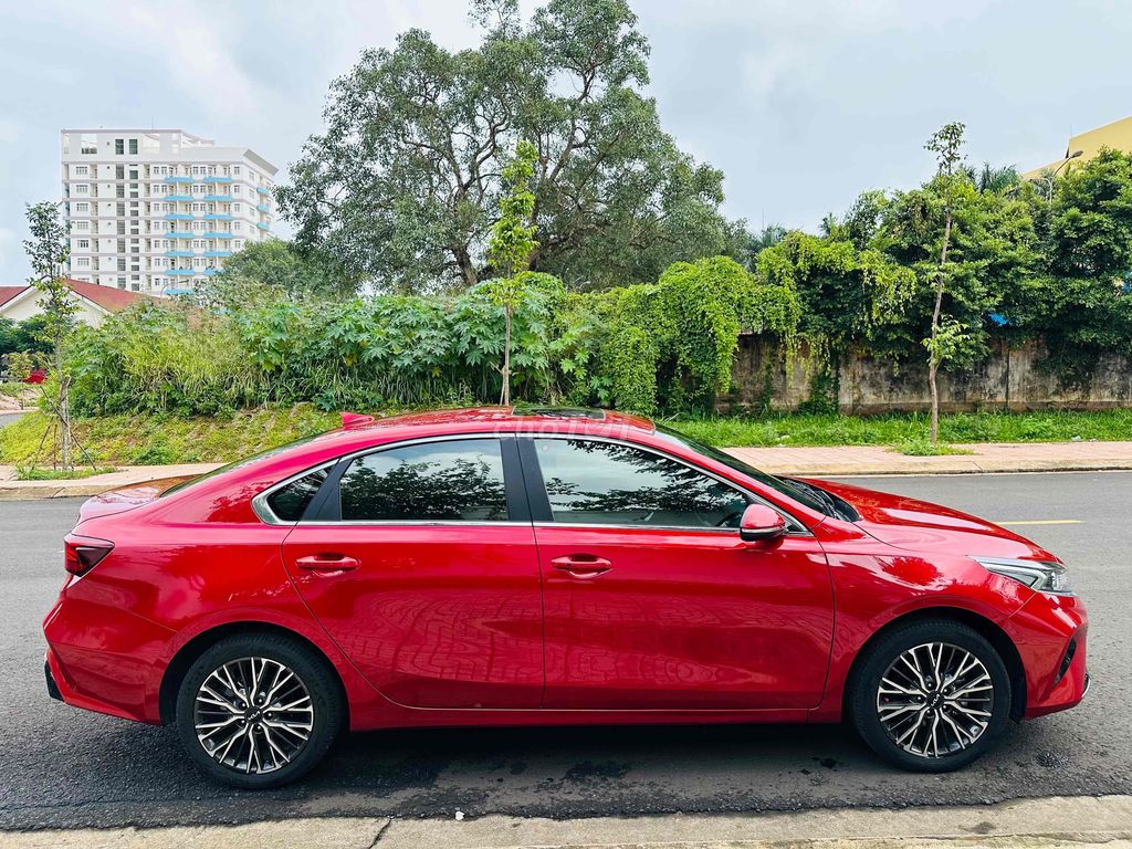 Kia K3 2024 Luxury 1.6 AT - 9400 km. Mua bán Ô tô tại Thành phố Buôn Ma Thuột Đắk Lắk được đăng bởi Nguyễn duy dương hình 8
