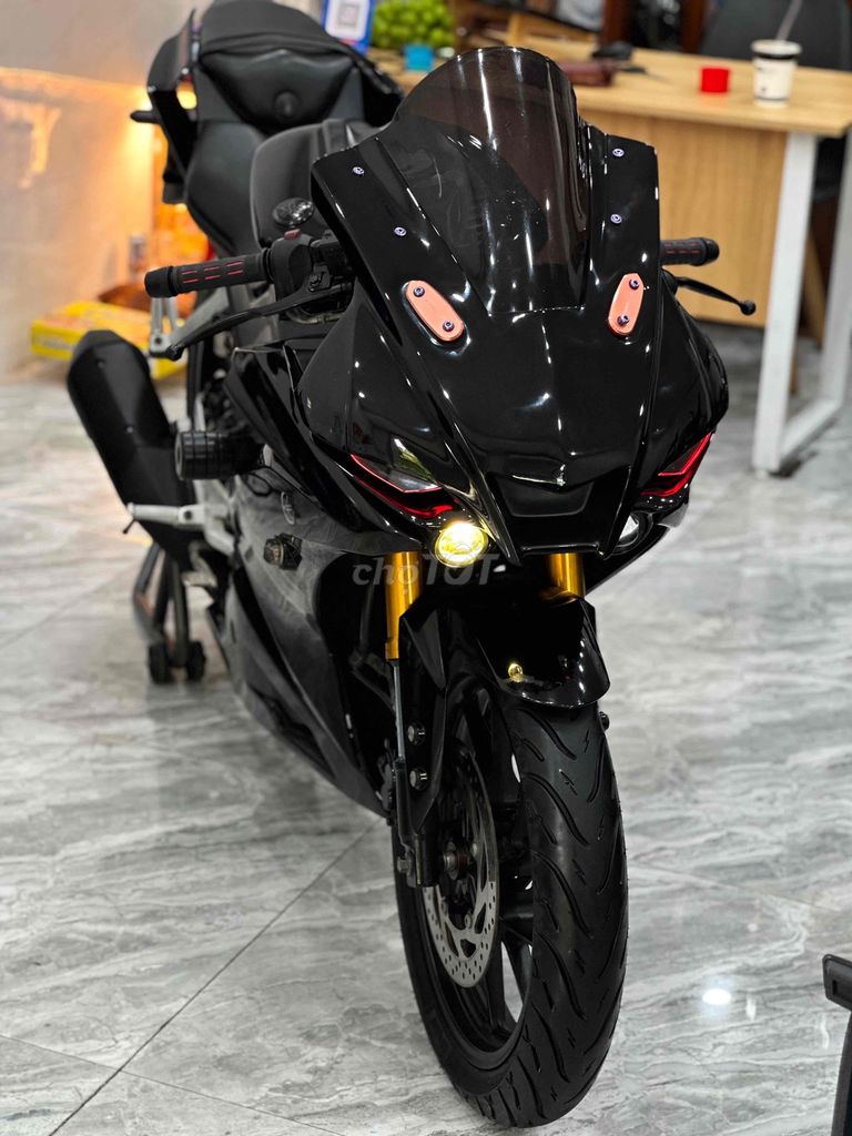 Yamaha R15 V3 Up R1M - Chính Chủ Sang Tên Cấp Tốc. Mua bán Xe máy tại Quận Cẩm Lệ Đà Nẵng được đăng bởi Xe Máy Đức Vũ 658 Trần Cao Vân hình 6