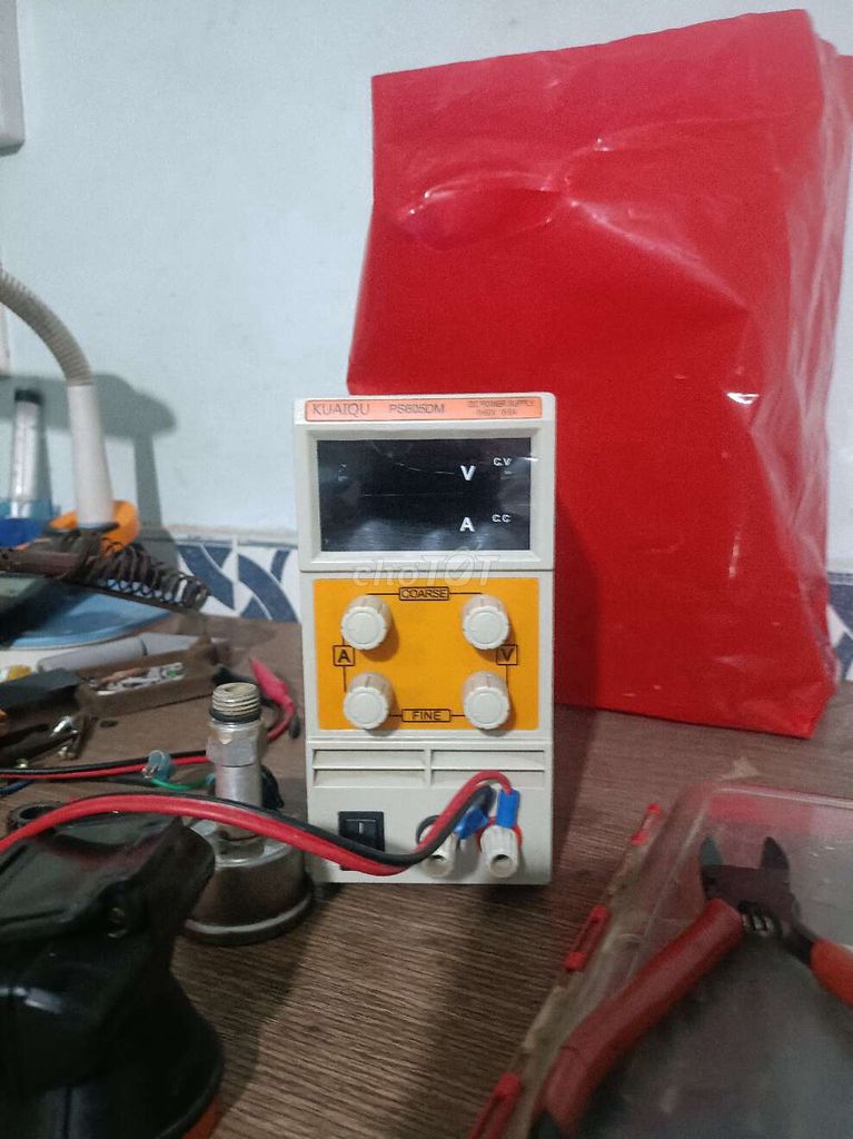 Máy cấp nguồn 0~60v ~ 5A